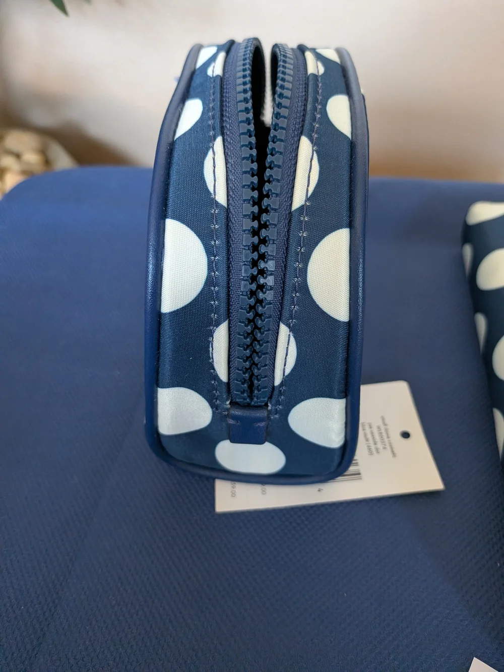 kate spade stylish spacious